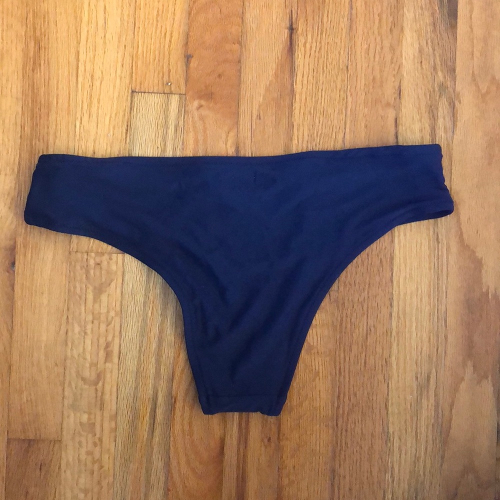 Bikini bottom - Picture 2 of 2